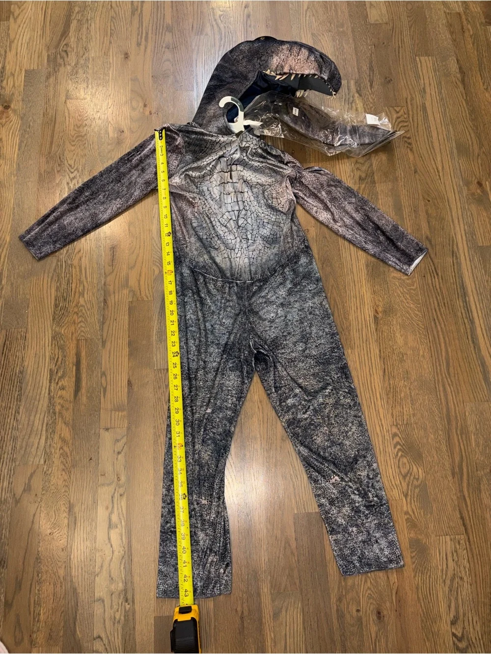 NWOT Jurassic World T-Rex Dinosaur Costume Kids Size M 7/8 Halloween